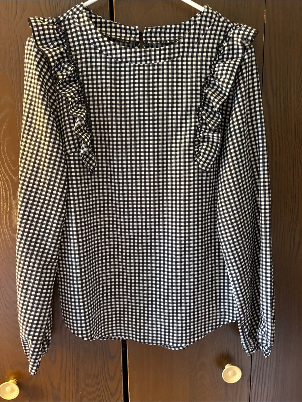 No Brand Women’s Black & White Gingham Ruffle Long-Sleeve Top. Size Large.